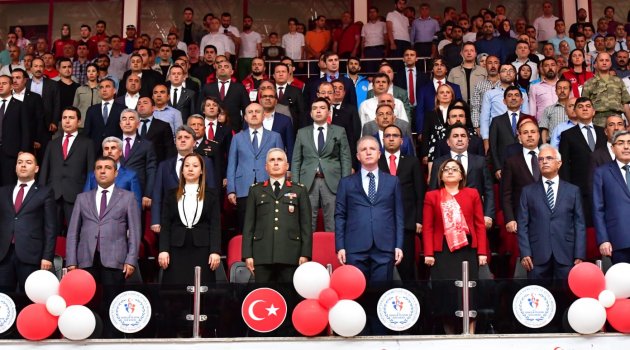 19 Mayıs Atatürk'ü Anma, Gençlik ve Spor Bayramı coşkuyla kutlandı.