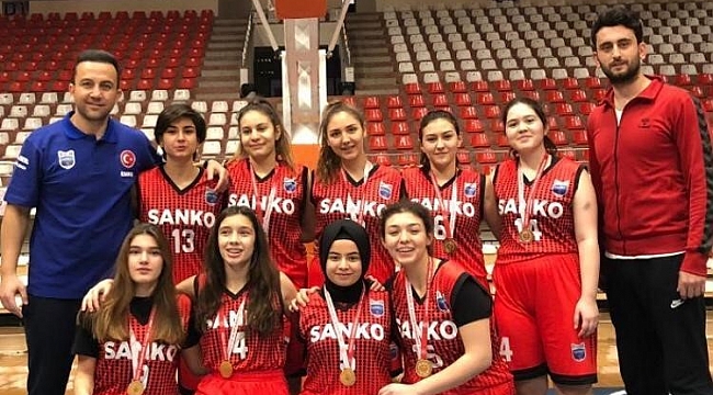 SANKO OKULLARININ BASKETBOL BAŞARISI