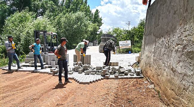 Afşin'de Mahalle Yolları İyileştiriliyor