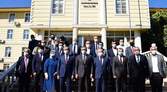 TBMM Grup Başkanvekili Sayın Mahir Ünal'dan Vali Coşkun'a Ziyaret