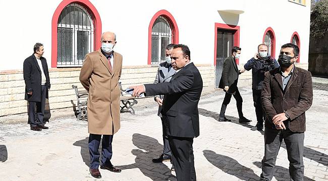 DULKADİROĞLU'NDAN HACI SAADET CAMİ'NE ÇEVRE DÜZENLEMESİ YAPILDI