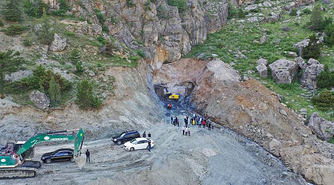 KAHRAMANMARAŞ'TA YENİ İÇME SUYU KAYNAGI!