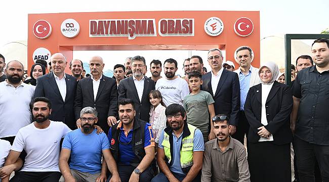 Bakan Yumaklı ve Başkan Güngör'den Dayanışma Obası'nda Bayram Ziyareti.