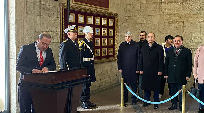 Osmaniye'nin milli mücadele zaferinin 102. Yıldönümünde, Anıtkabir'e ziyaret 