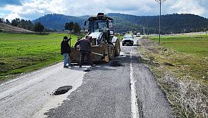 Büyükşehir, Andırın Kırsalında Yolların Bakım Onarımını Sürdürüyor