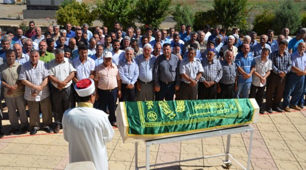 41 YERİNDEN BIÇAKLANARAK ÖLDÜRÜLDÜ !