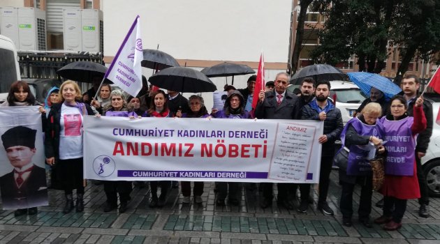 Andımız Nöbeti Bu Hafta Sultanahmet Milli Eğitim Binası Önünde Tutuldu