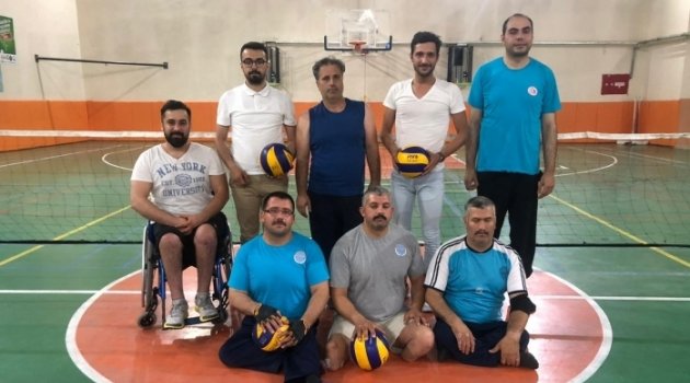 BAŞKAN ÇİMEN; PARAVOLLLEY SPORCULARI İLE BİR ARAYA GELDİ