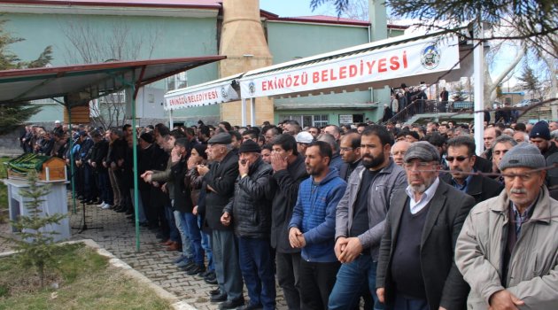 EKİNÖZÜ ESKİ BELEDİYE BAŞKANI SON YOLCULUĞUNA UĞURLANDI