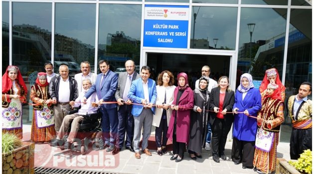 Kahramanmaraş'ta Engelsiz Yılsonu Sergisi Açıldı.