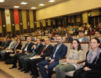 Ksü'de "Türkiye AB İlişkilileri" Konferansı Düzenlendi