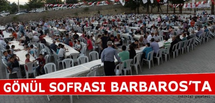 Onikişubat Belediyesi'nin İftar Sofrası Barbaros'ta Açıldı