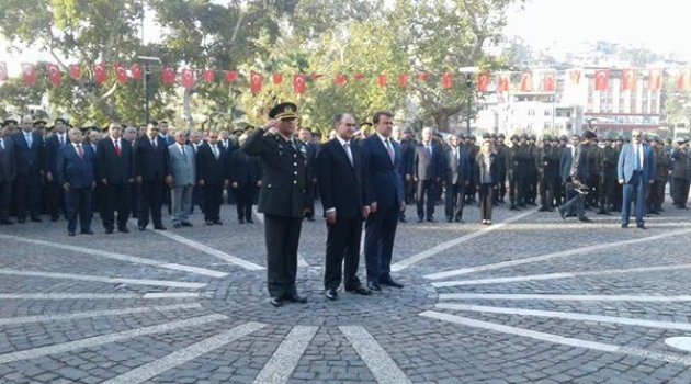 SARI İKAZ SİRENİ 78. KEZ KAHRAMANMARAŞ'IN KALBİNDE ÇALDI