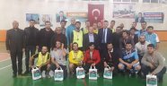 VOLEYBOL DA ŞAMPİYON: NECİP FAZIL HALK KÜTÜPHANESİ