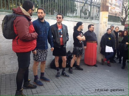 Taksim'de Erkeklerden Etekli Eylem