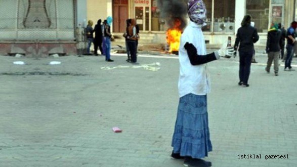 Teröristler, Etek'le Korucu Evine Ateş Açtılar