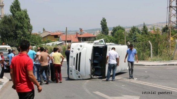 TRAFİK KAZASI:9 YARALI