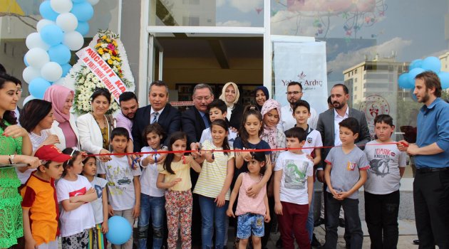 Yedi güzel adamdan yeni güzel insanlara