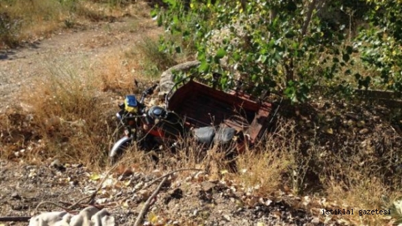 Yolcu Minibüsünün Çarptığı Kasksız Motosikletli Öldü